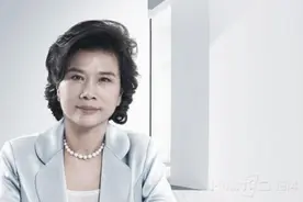 董小姐要做世界最好用手机 网友：呵呵图片