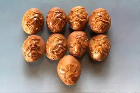 三藏老师全新核雕力作钟馗，眉目传神，惟妙惟肖！老铁核图片