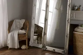 卧室里镜子放不好会影响风水！快来看看卧室放镜子都有哪些讲究图片