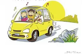 开车听音乐合适吗？音量大还会影响视力？图片