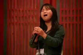 重庆话唱《你要啷个》，让这个垫江妹儿炸屏了！图片