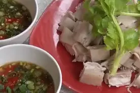 凉菜--特色辣汁蘸胶质兔肉图片