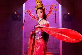 张静初《画江湖之不良人》首演网剧，变身阴险狠辣的“女帝”图片