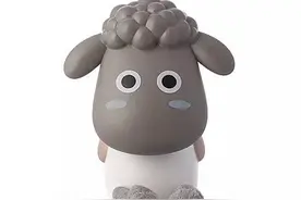  睡前故事：灰毛小羊羔图片