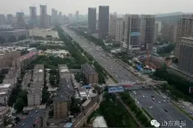 济南一年内在售楼盘数量翻倍！六成位于这条路以东！频现“日光盘”！图片