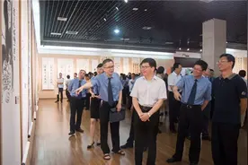泉州市检察院举行2016年泉州市廉政书画作品展图片