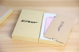 兼具美观与实用 素可“羽”iPhone背夹电池评测图片