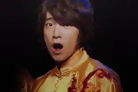 小浣熊现身小岛社区，萌态十足，保证你没见过！图片