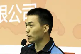 吴敬平、刘国正现身斯帝卡杯乒乓球巡回赛北京赛区！-乒乓世界图片