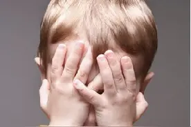 宝宝的健康成长：孩子胆小怎么办图片