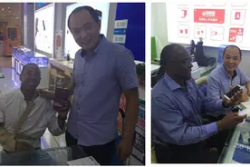我和两个外国友人的故事图片