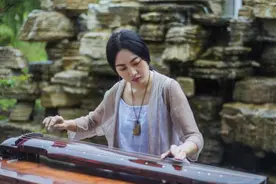 兰州莎莎可知道？美女和仙女之间其实只差一把古琴的距离图片