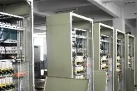 中置式开关柜3D动画细节解剖，电工们有必要看看视频封面
