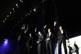元斌李秉宪张东健宋承宪唯一一次的同台合唱视频封面