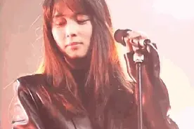 这些颜值逆天的女摇滚手，我居然只认识最后一个图片