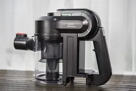 我家的小狗能吸尘  小狗D-531手持吸尘器图赏图片