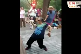 大妈也是舞王　中国功夫可以这样玩图片