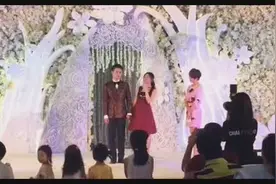 陈晓陈妍希婚礼视频流出  现场深情告白让人感动视频封面
