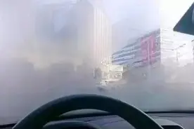 微讲堂下雨天开车除雾，给你5招！知道的人实在太少了图片