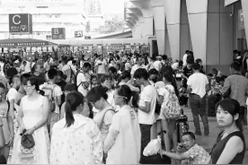 受强降雨影响 兰州至北京多趟航班、列车取消或停运图片