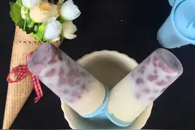 自制牛奶红豆冰棍图片