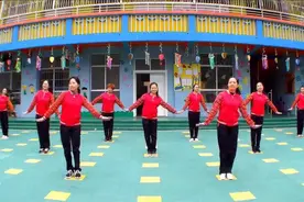 幼儿园师生早操《小猫早安》，音乐青春活力，动作简单！