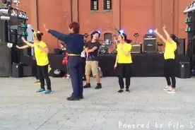 一群皮卡丘跳舞~简直不要太萌图片