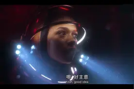 极寒条件下湖水瞬间结冰，从水下直线上浮还赶不上结冰速度被冻结视频封面