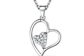 小每技巧：银项链变黑加一物清洗，瞬间透亮有光泽图片