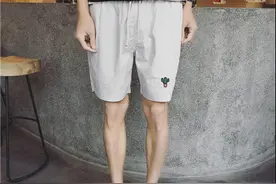 帮男朋友搭配一下这种短裤吧图片