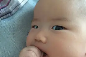 我不喜欢我的孩子是女孩图片