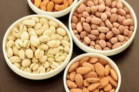 生活小窍门：暑伏天，干果返潮了怎么办图片