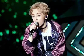 美貌程度不亚于粉丝饭拍的演唱会新闻图 EXO全团美颜认证！图片