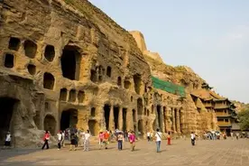 金秋出行哪里去  夕阳红火车游带您游天下图片
