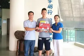 别急！录取通知书快递单号可查图片