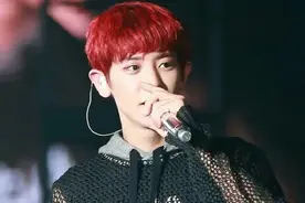 EXO三巡首尔场 朴灿烈造型美到炸图片