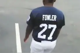 老爸假装忘记儿子生日， 为其送上“双倍”惊喜图片