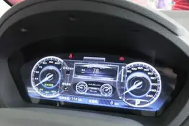 2016比亚迪秦EV300车内功能 静态体验图片