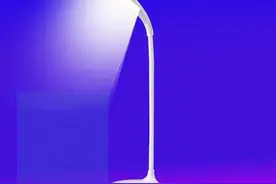 原创手工改造不人性化的小台灯图片