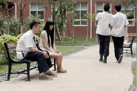 早恋害人啊！曾经多么优秀的三好学生，如今却变成了这样视频封面