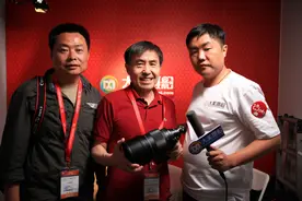 Nikon为何不出135F1.4,而试水105 F1.4呢？图片