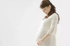 啊~妈妈子宫吹弹可破，生二胎最好间隔多久图片