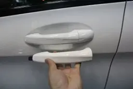 奔驰原厂C级胎压  舒适进入  满天星中网图片