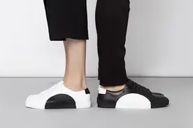 找不到能跟男朋友一起穿的情侣鞋？现在有了！图片