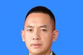 烈火中的株洲帅哥！霸气！图片