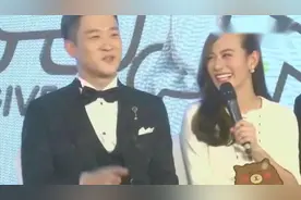 曹云金晒照宣布与唐菀领证结婚感谢我老婆视频封面