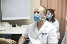 北京同仁医院耳鼻咽喉头颈外科主任周兵：所有的努力都为对得起患者的信任图片