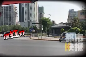 红灯记：摩的司机与交警捉迷藏视频封面