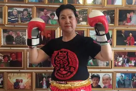 66岁中国老太婆打MMA综合格斗，欲打擂台图片