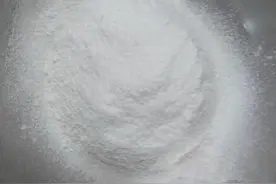 洗头可以有助长寿，今天就试试吧图片